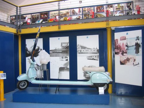 Vespa museum 013 Stretched Limo Vespa